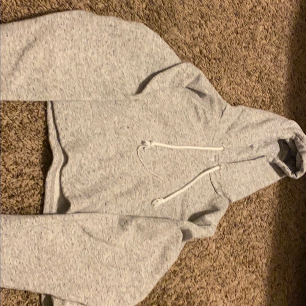 cropped sweat shirt
